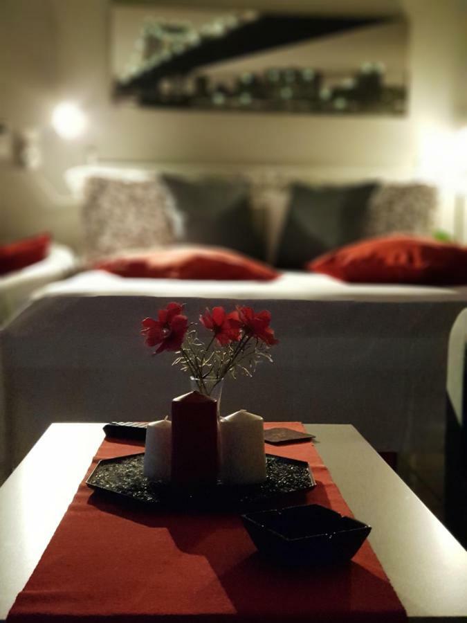 'Romeo & Juliet' Cozy Apartment With Breathtaking View Афіни Екстер'єр фото